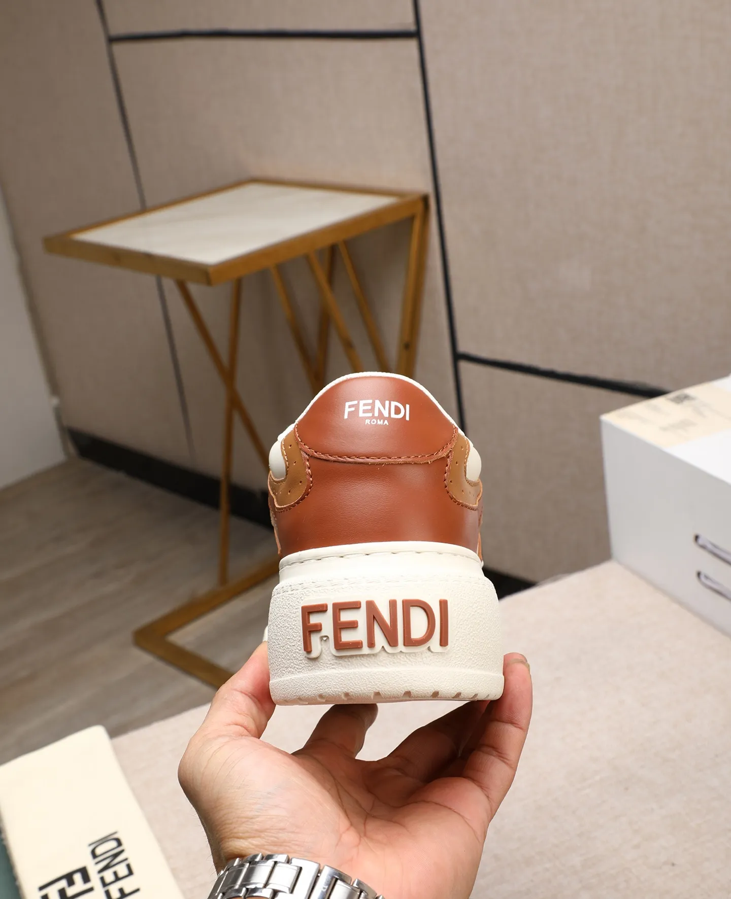 Men's shoes 💰740 Top quality Fendi Match series 25 latest colors Pendant thick sole lace casual FENDI Match lace. Made of light pink leather with white and ocher brown details. Contrast leather FF appliqué on the sides and hiking laces in white, pink and ocher brown. Thick rubber sole with oversized embossed FENDI lettering on the heel. Metal ring charm on the tongue: A small braided doll with contrasting mink fur details and gold metallic FF on the right shoe. The left shoe features a braided cord with contrasting mink double pom poms, metallic FF beads, and Pequin print pattern and logo. Upper: Original custom-made imported first-layer cowhide. Inner lining: Imported custom-made breathable mesh lining. Sole: Original open-molded ultra-light foam material. Bottom thickness: 5CM. Number of yards: women's 35-40 (custom-made 40 non-refundable).